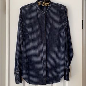 Ann Taylor silky black & blue blouse. Size M.